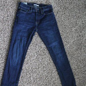 NWOT ABERCROMBIE MENS' MEDIUM WASH SKINNY JEANS